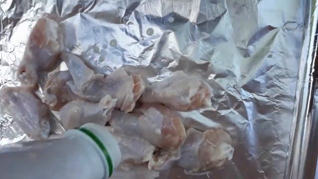 Шашлык из курицы маринуем в бутылке из под кефира! Результат порадовал! смотреть онлайн