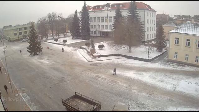 м.Броди Вебкамера Онлайн Площа Ставте настройки 360 смотреть онлайн