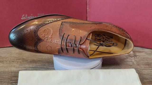 Мужские туфли броги Salvatore Ferragamo смотреть онлайн
