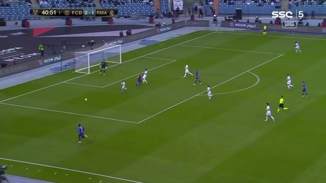 Гол Люка де Йонга в ворота Реала Мадрида | 12.01.2022 смотреть онлайн