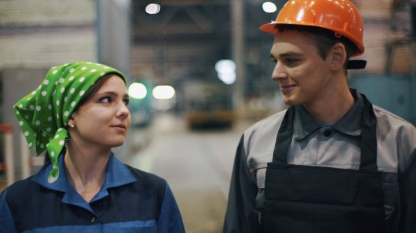 SILENZIUM -  Любовь, комсомол и весна!  [Official Video] (720p).mp4