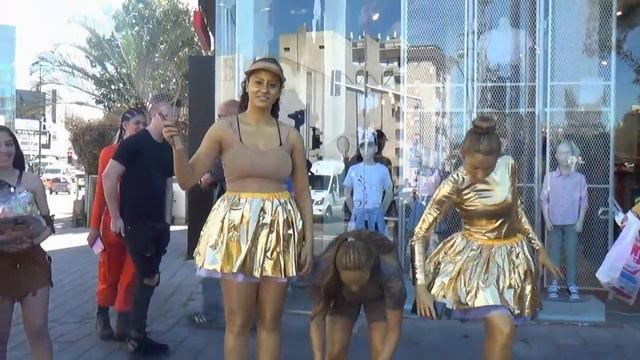 Инопланетяне в городе! Скоро ПУРИМ. Израиль смотреть онлайн