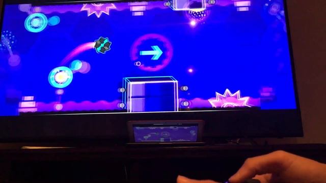 Geometry Dash on “Console” смотреть онлайн
