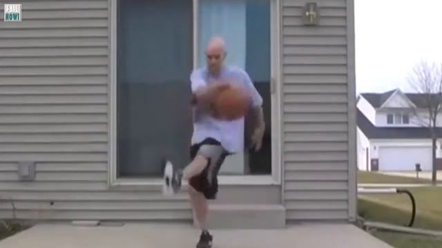 Приколы о БАСКЕТБОЛЕ Jokes about basketball and sports TOP 2016 смотреть онлайн