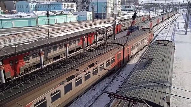 Электропоезд ЭД4М-0252 РЭКС "Кузнецкий экспресс".Сообщением Новосибирск-главный-Новокузнецк смотреть онлайн