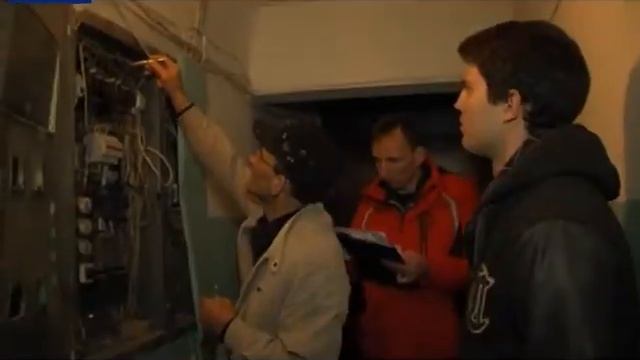 ДОЛЖНИКОВ МАССОВО ОТКЛЮЧАЮТ ОТ ЭЛЕКТРОСНАБЖЕНИЯ смотреть онлайн