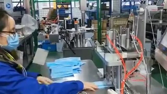 Полуавтоматическая машина для пайки ушной резинки смотреть онлайн