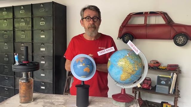 Pourquoi ne sentons-nous pas la Terre tourner ? ? | Confinement Jour 52 смотреть онлайн