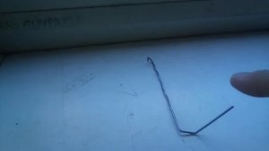 дэу нексия.как сделать,чтоб крышка багажника не падал