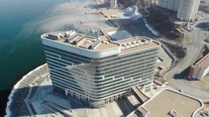 Владивосток. «Счастливая» гостиница на мысе Бурном. Набережная, 13