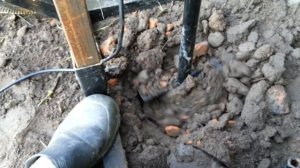 Бурим по кирпичам - электрический ямобур из миксера своими руками