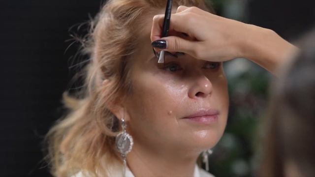 Мастер-класс «Новогодний лифтинг-макияж» * Праздничный образ смотреть онлайн