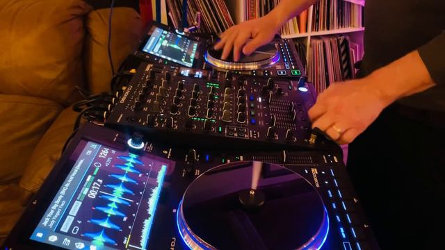 DENON SC6000M - DJRBR OLD SCHOOL SCRATCHIN’ смотреть онлайн