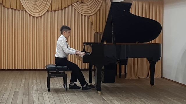 И.С. Бах 3х гол. инвенция h moll, Л. Бетховен 3 багатели op. 119, # 1, 3, 9. Э. Григ Сердце поэта смотреть онлайн