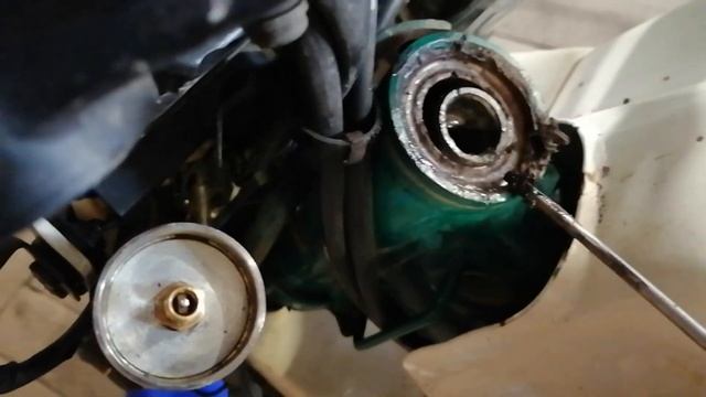 БЬЁТ РУЛЬ при торможении ЭНДУРО смотреть онлайн