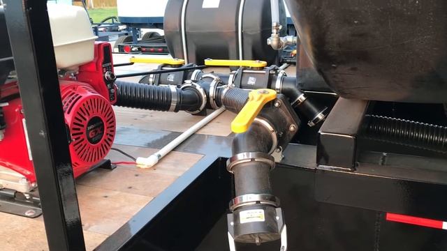 Ag Spray - Dual Tank Mobile Pump Station with 3210 Gallon Norwesco Tanks and AS-300U Wet Seal Pump. смотреть онлайн