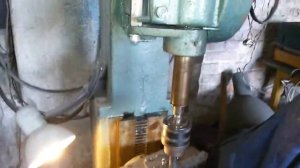 Вертикальный сверлильный станок 2118