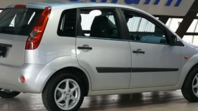 Ford Fiesta 1.4 Trend 2006 Polar-Silber-Metallic WPJH6U27379 Www.autohaus.biz/autohaus-wissmann