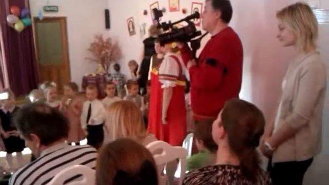 танец с бубнами. утренник саду 8 марта смотреть онлайн