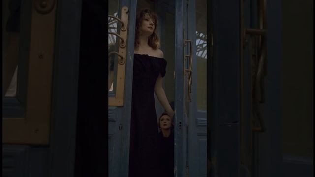 Вокзал, 4 девушки, Ремарк... #бэкстейдж #фотосет #девушкифото #красиво #видеография #монтажвидео смотреть онлайн