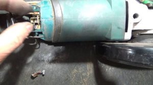 Болгарка(дрель).Наростим изношенные щётки.