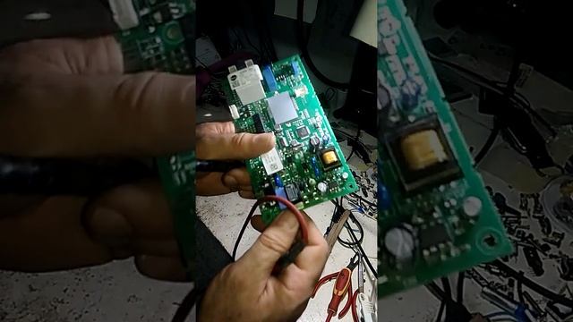 تصليح كرت الكترونيك تدفئة مركزية 1 Réparation carte mère Chaudière murale смотреть онлайн