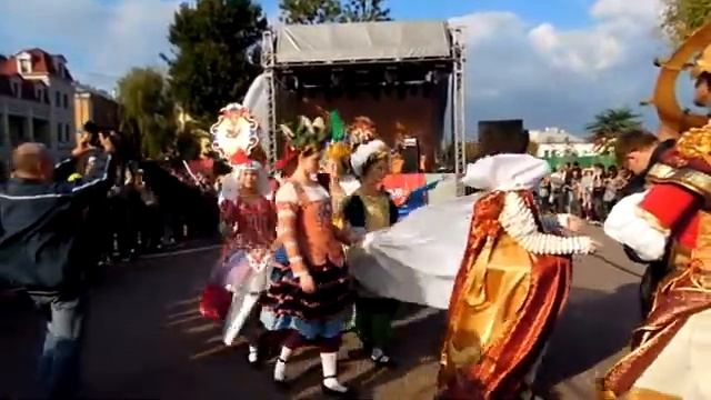"Queen's ball" by "Vento del Tempo" смотреть онлайн