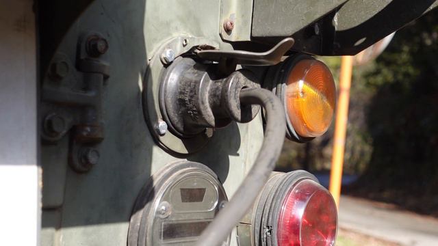 三菱ジープＪ２４で牽引する１/４ｔトレーラー紹介。このトレーラーが超カッコいい！古民家で田舎暮らしをしながら楽しむ時間。MITSUBISHI JEEP J24 & 1/4 t TRAILER смотреть онлайн