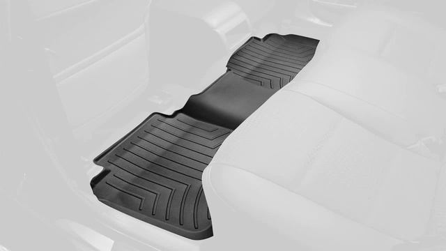 Husky Liners Custom Fit Second Seat Floor Liner for Select Subaru ForesterI смотреть онлайн