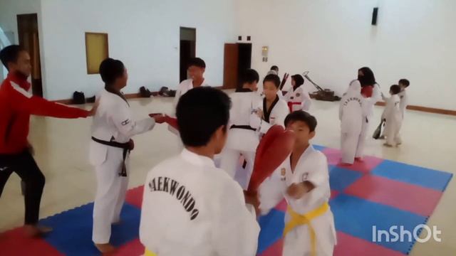 Puti Chagi dan Ballyo Chagi Taekwondo смотреть онлайн