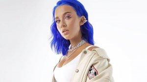 Мия Бойко заставила москвичей петь хит Инстасамки «За деньги — да»