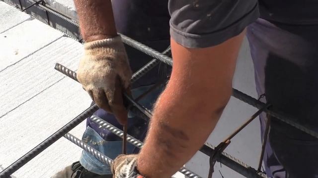 СТЯЖНОЙ узел для вязки арматуры= один из СОТЕН роликов из ТИК ТОКА ВОВАНА! Ссыль под видосом= НЫРЯЙ