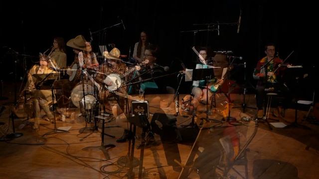 So Grand Polka Band смотреть онлайн