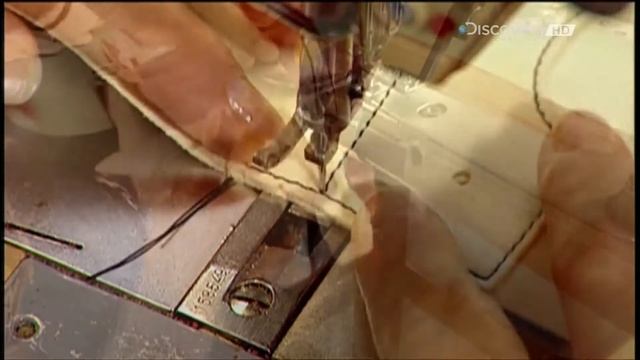 How It's Made Hockey Gloves смотреть онлайн