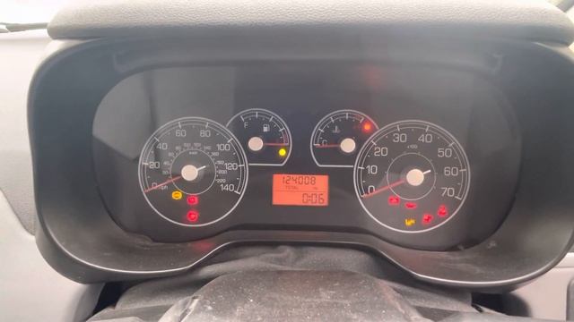 2008 Fiat Grande Punto starting issue смотреть онлайн