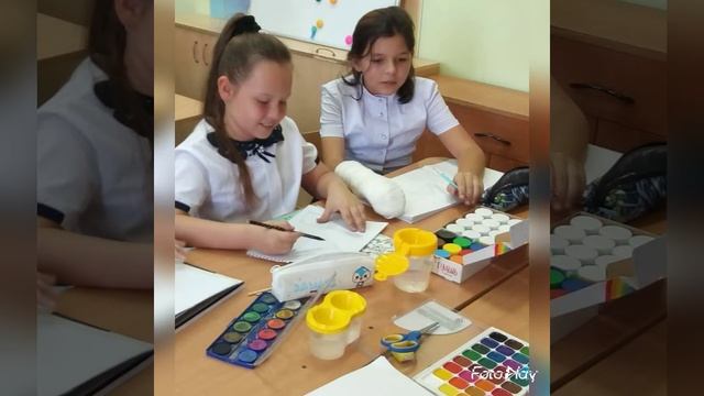 В 4 "А" классе прошел интегрированный урок ИЗО+технология "Деревня. Деревянный мир". смотреть онлайн