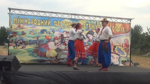 Сільська Полька, Зразковий танцювальний колектив "Ластівка", 22.08.2017, фестиваль Стежками Гоголя смотреть онлайн