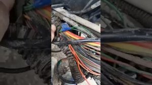 FAW самосвал не работают заднии   габариты.