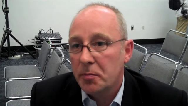 JavaOne 2009: Simon Nicholson on Java ME Fragmentation смотреть онлайн