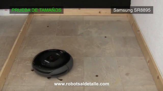 Тест робота-пылесоса Samsung Navibot Silencio на всасывание смотреть онлайн