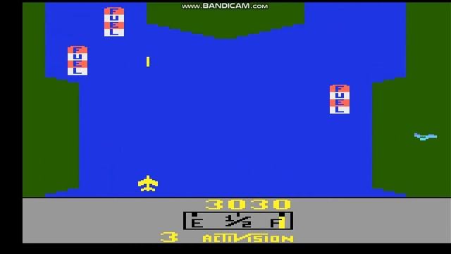 2600 ATARI River Raid Hack Edition смотреть онлайн