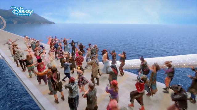 Descendants 3 - MUSIC LIFT - "Break this down" смотреть онлайн