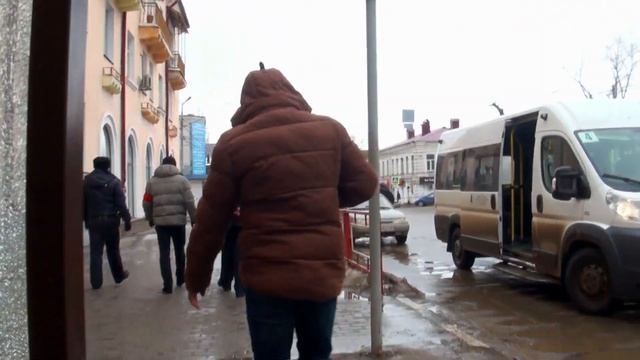 МОГУТ ТОЛЬКО ДЕНЬГИ СОБИРАТЬ?!/Беспредел на маршрутах города смотреть онлайн