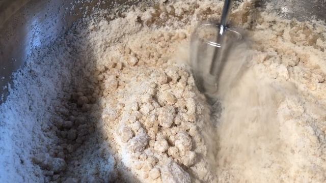 How To Make Granulated Maple Sugar With Maple Syrup | Canadian Sugar смотреть онлайн