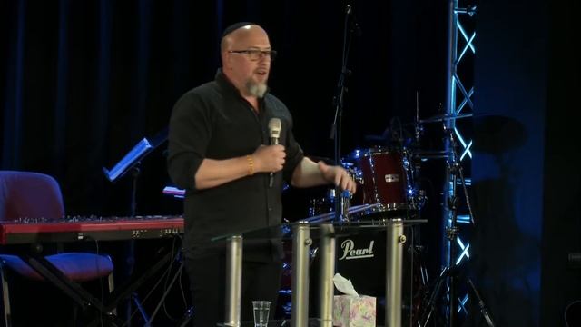 15.07.2017 "Принцип покоя" Валентин Свионтэк смотреть онлайн