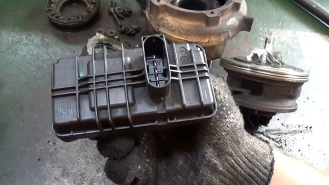 Nissan Pathfinder 2.5L ремонт турбокомпрессора смотреть онлайн