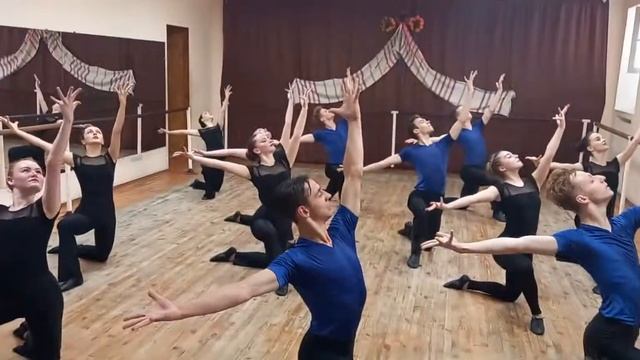 ГОС НСТ (этюд на основе движений грузинского танца - Лезгинка, Картули) смотреть онлайн