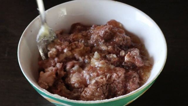 Тушёнка "НЕ ДЛЯ ПРОДАЖИ" | А ты и правда армейская?.. [ИЗ ЖЕСТЯНКИ #55] смотреть онлайн