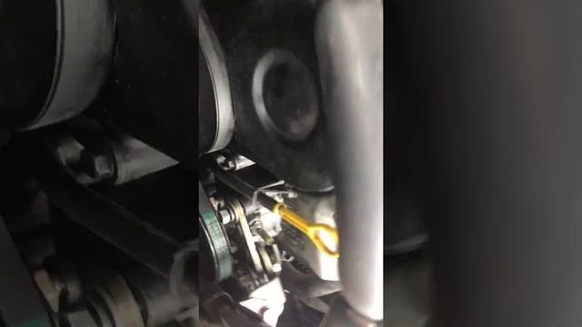 DYI Cambio de la correa de accesorios del mazda 121 by LeninRobot смотреть онлайн