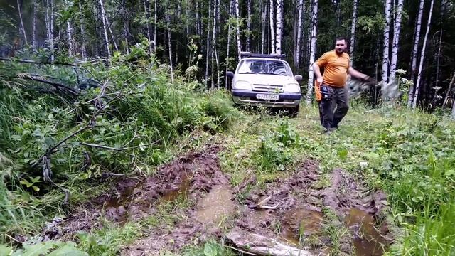 Удивительные скалы в глухом лесу. Кенчурские столбы. смотреть онлайн
